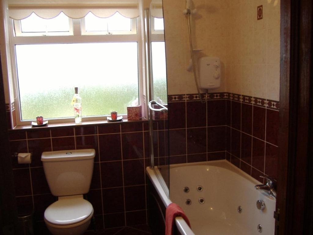 Riverwalk House B&B Oughterard Kamer foto