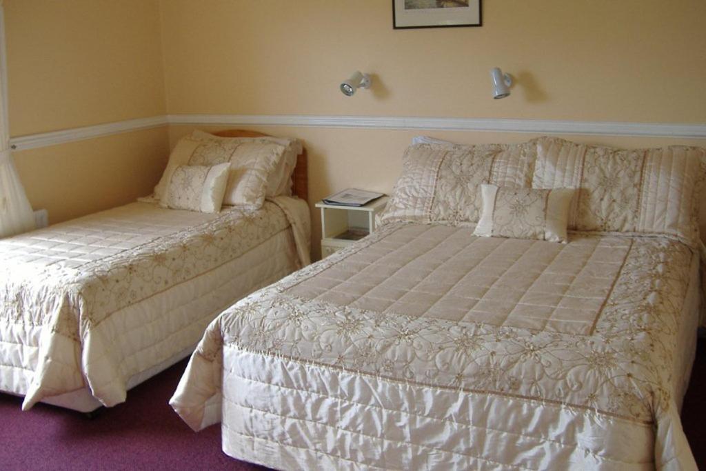 Riverwalk House B&B Oughterard Kamer foto