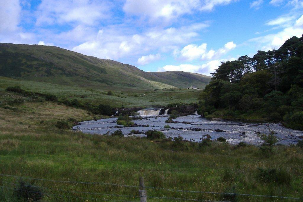 Riverwalk House B&B Oughterard Buitenkant foto